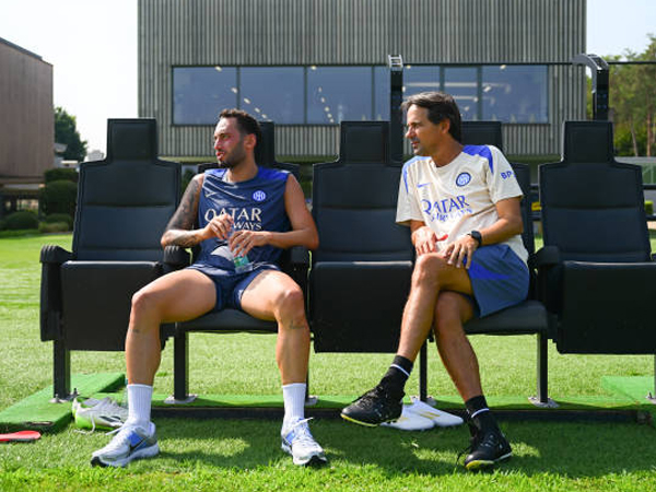 Kontroversi Ultras, Inzaghi dan Calhanoglu Dapat Sanksi Skorsing Satu Laga