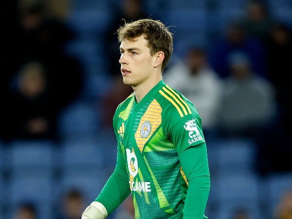 Kiper Leicester City, Mads Hermansen