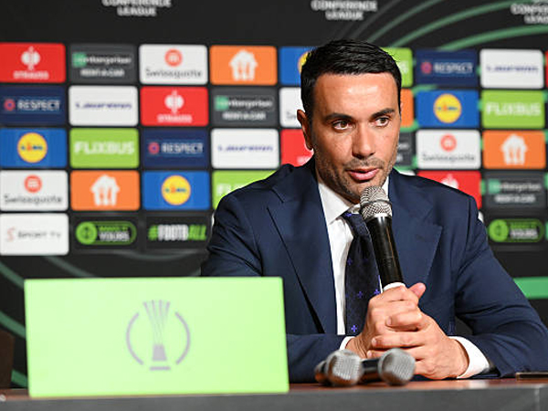 Palladino Pastikan Fiorentina Siap Hadapi Atmosfer Gila Kandang Real Betis