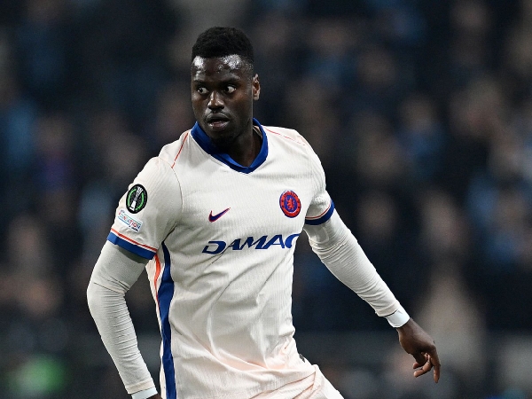 Bek Chelsea, Benoit Badiashile