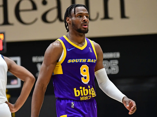 Bronny James bakal ikut berlaga di NBA Summer League 2025.