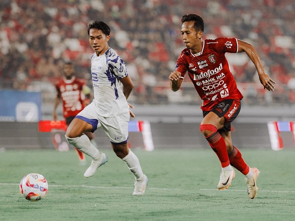 Winger Bali United, Muhammad Rahmat