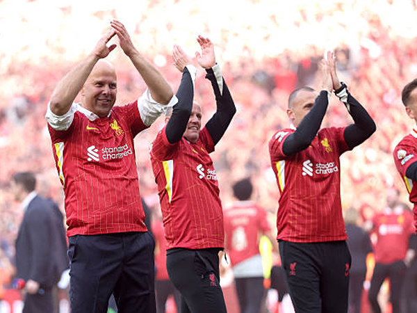 Liverpool Juara Premier League, Arne Slot Terima Ucapan Selamat dari Klopp