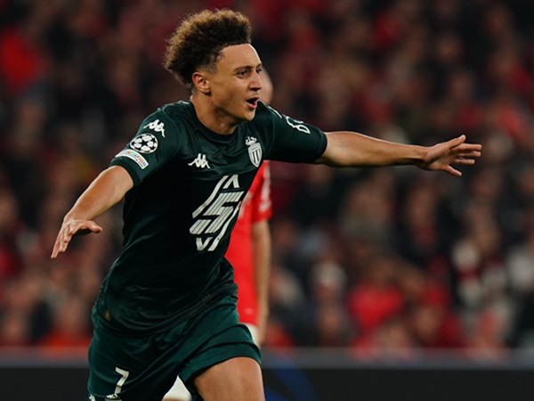 Ben Seghir Punya Impian untuk Membela Barcelona