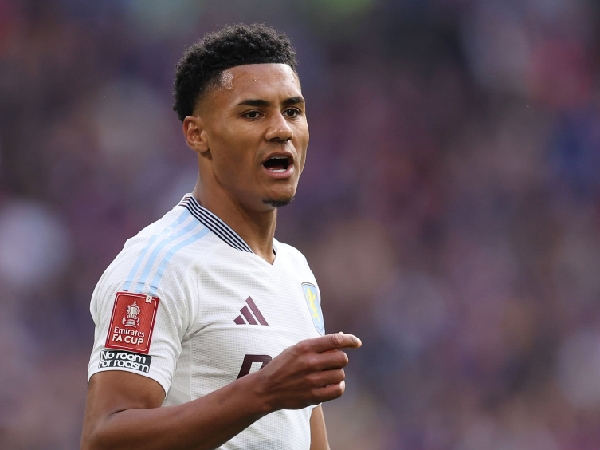 Chelsea membidik striker Aston Villa, Ollie Watkins