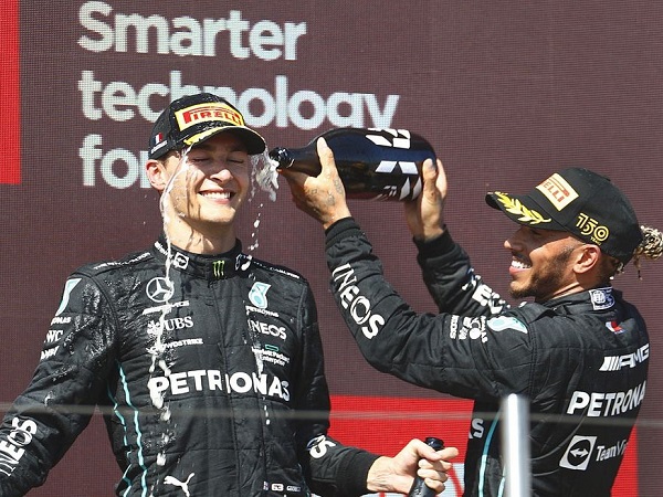 George Russell tak ragukan potensi Lewis Hamilton untuk bangkit lagi.