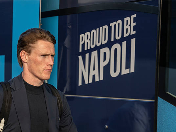 Jadi Pemain Lengkap di Napoli, Antonio Conte Puji Scott McTominay