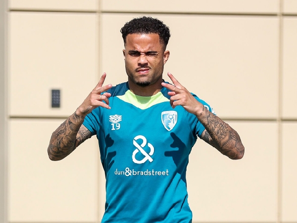 Justin Kluivert menetapkan target tinggi bersama Bournemouth