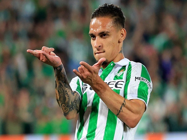 Winger incaran Atletico Madrid