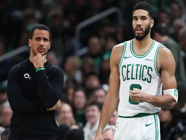 Joe Mazzulla Bahas Kedekatannya dengan Jayson Tatum
