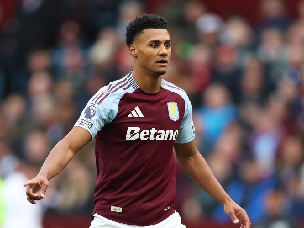 Rio Ferdinand mengomentari rumor ketertarikan Arsenal pada Ollie Watkins