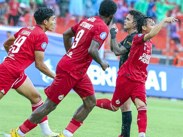 Gelandang Semen Padang FC, Firman Juliansyah tampil gemilang di dua laga terakhir