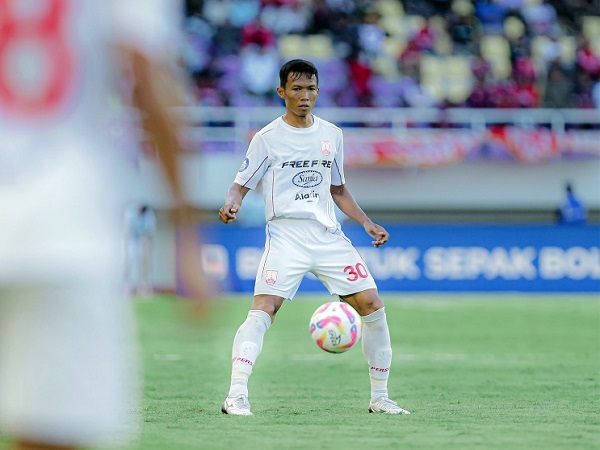 Pemain senior Persis Solo, Eky Taufik