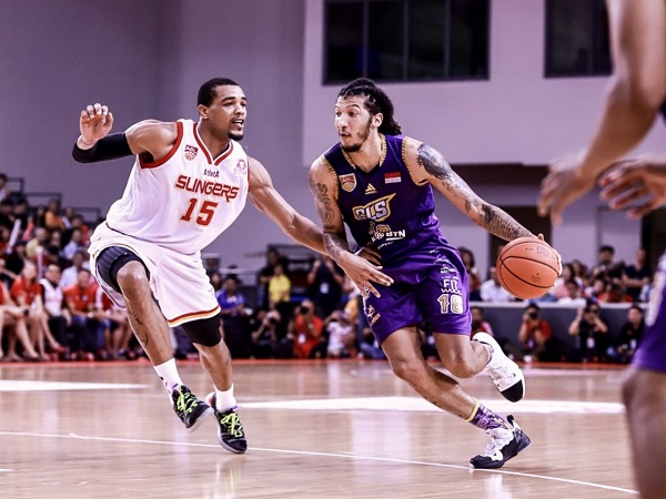 Maxie Esho dipastikan tidak langgar aturan IBL terkait tinggi badan pemain asing.