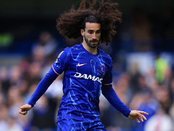 Bek kiri Chelsea, Marc Cucurella