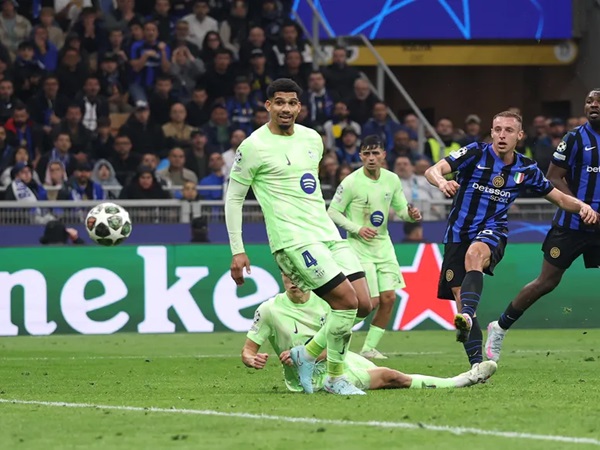 Ronald Araujo Kecewa Usai Barcelona Disingkirkan Inter