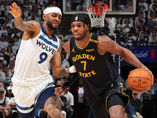 Dimotori Buddy Hield, Warriors mengamankan kemenangan 99-88 di Game 1 di Minneapolis. (Foto: AP)
