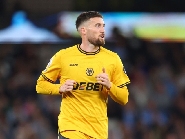 Bek kanan Wolves, Matt Doherty