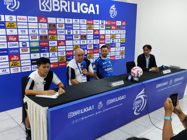 Pelatih Persib, Bojan Hodak