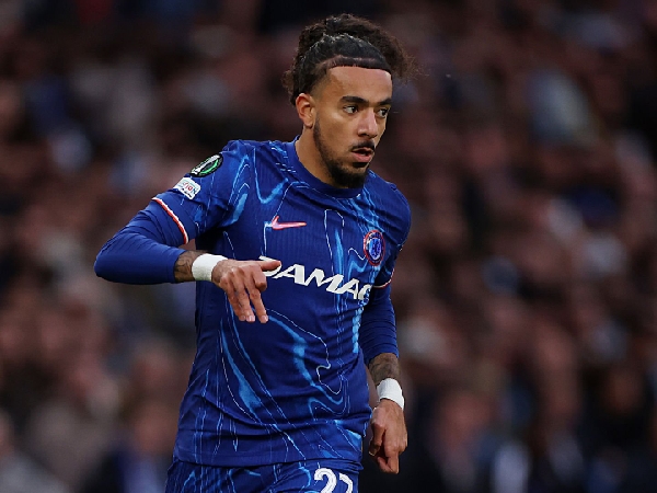 Bek kanan Chelsea, Malo Gusto