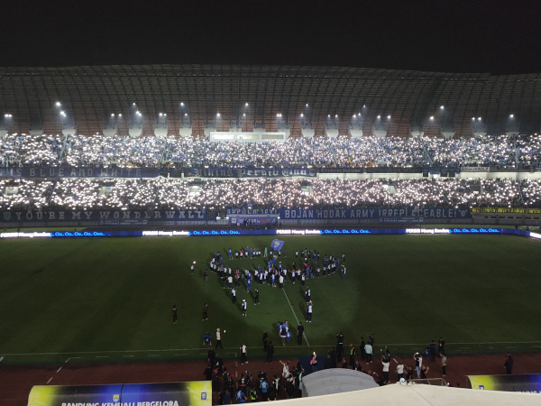 Tyronne del Pino kagum dengan atmosfer Bobotoh