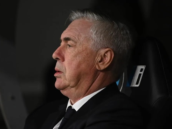 Carlo Ancelotti Ledek Barcelona Jelang El Clasico