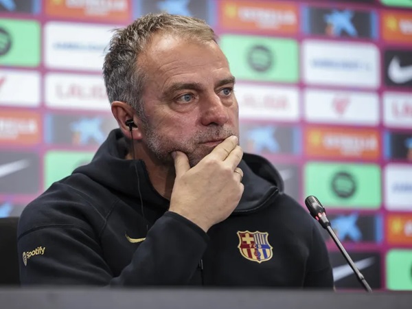 Hansi Flick Memuji Kepemimpinan Inigo Martinez