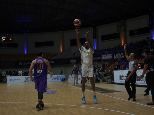 DeVaughn Washington Salut dengan Kontribusi Pemain Prawira