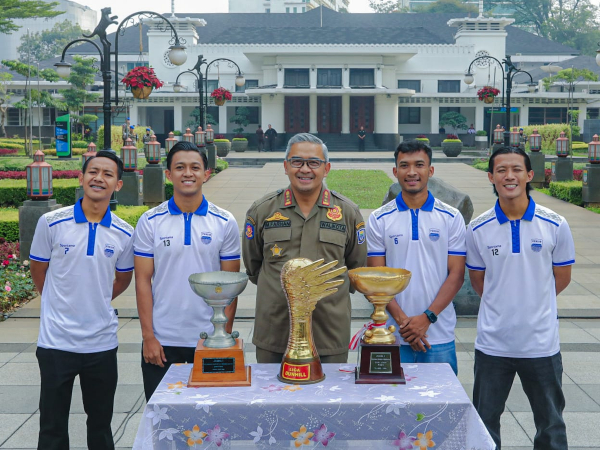 Pemain Persib imbau Bobotoh tetap tertib saat pawai juara