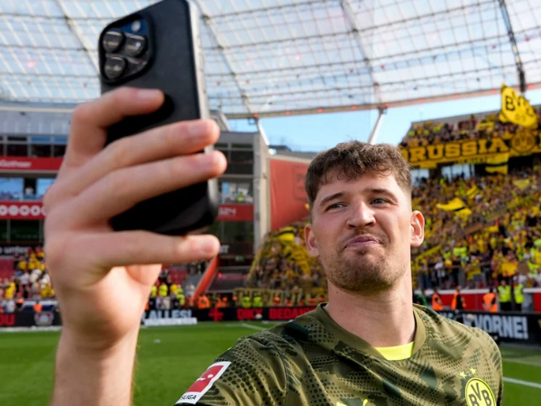 Gregor Kobel