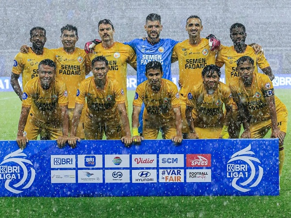 Semen Padang FC raih poin penting di kandang Persebaya Surabaya