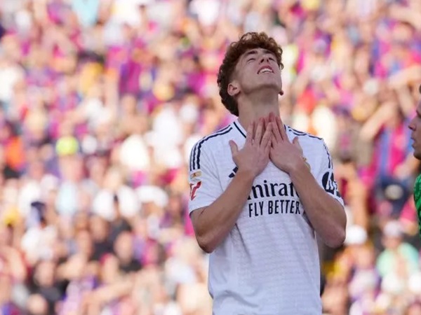 Victor Munoz Banjir Kecaman Usai Lakukan Debut Bersama Real Madrid