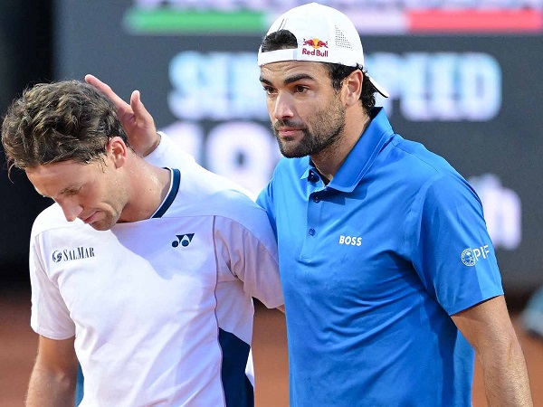 Matteo Berrettini Cedera, Casper Ruud Melangkah Ke Babak Keempat Di Roma