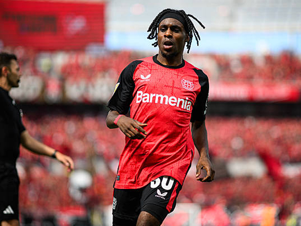 Bayer Leverkusen Bantah Jeremie Frimpong Akan Segera ke Liverpool