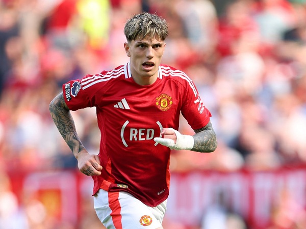 Chelsea mulai melupakan winger Manchester United, Alejandro Garnacho