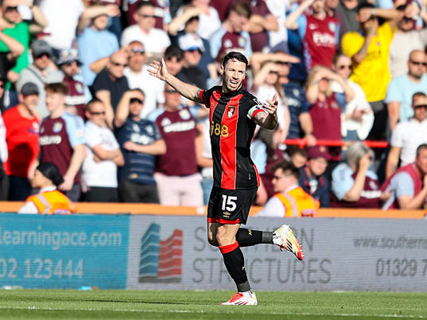 Penampilan ke-400 Adam Smith Ternoda Kekalahan Bournemouth