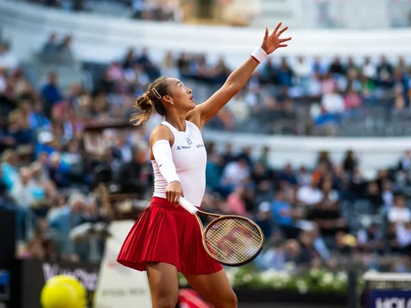 Zheng Qinwen Sabet Kemenangan Pertama Atas Aryna Sabalenka Di Roma
