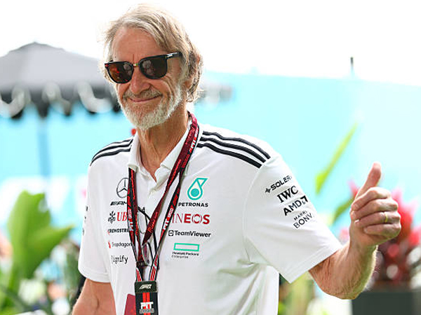 Investasi Besar ke Manchester United, Kekayaan Sir Jim Ratcliffe Turun