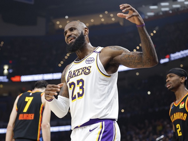 LeBron James bagikan saran untuk para pemain muda.