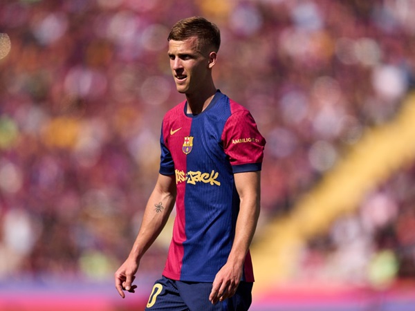 Dani Olmo Bantah Rumor Ketertarikan Manchester City