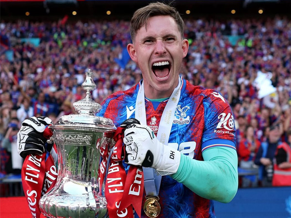 Dean Henderson.
