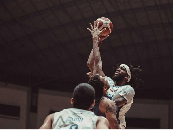 Satria Muda Pertamina harus ganti Warren Washington karena cedera bahu.