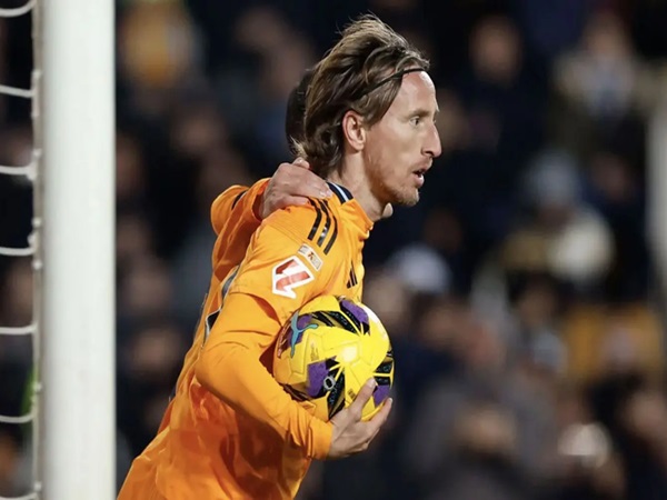 Carlo Ancelotti Berikan Isyarat Modric Akan Tinggalkan Real Madrid