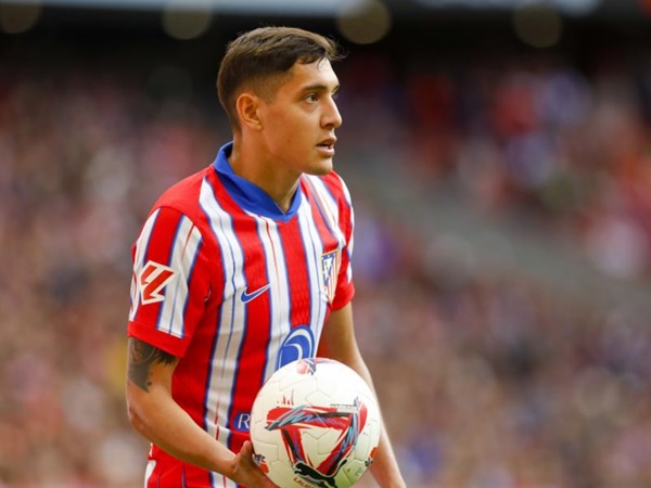 Defender incaran Lazio