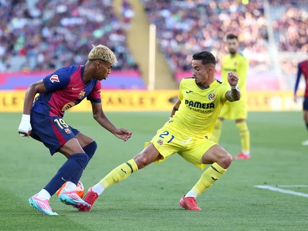 Villarreal Secara Mengejutkan Rusak Pesta Gelar Barcelona