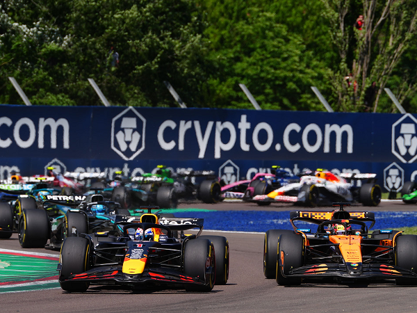 Oscar Piastri dinilai Max Verstappen sudah semakin dewasa.