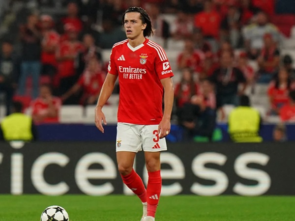 Alvaro Carreras Belum Pasti Gabung Real Madrid?