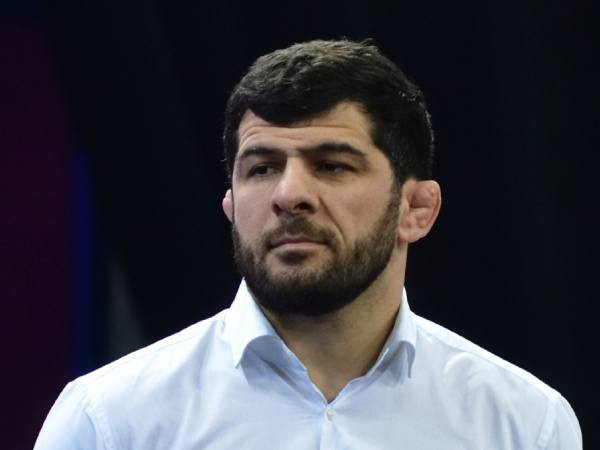 Khadzhimurat Gatsalov, juara Olimpiade dan pelatih tim gulat gaya bebas Rusia. (Foto: Inside The Games)