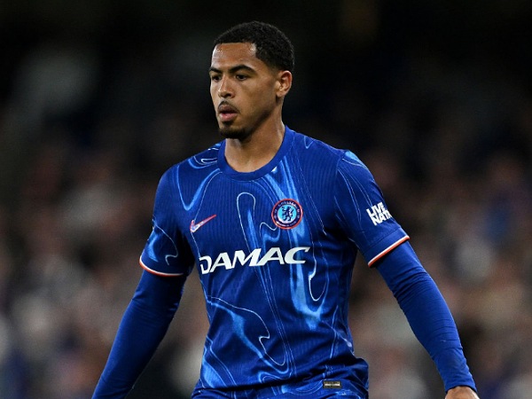 Bek Chelsea, Levi Colwill