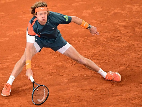 Selamat Dari Kekalahan, Andrey Rublev Kantongi Tiket Menuju Semifinal Di Hamburg